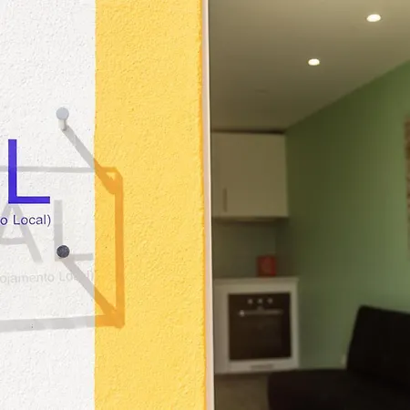 Casinha Da Encosta * Alenquer