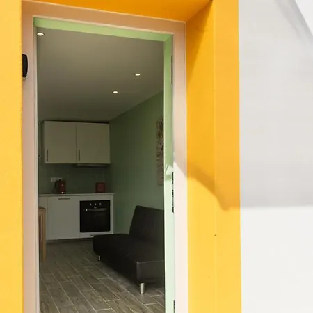 Casinha Da Encosta * Alenquer