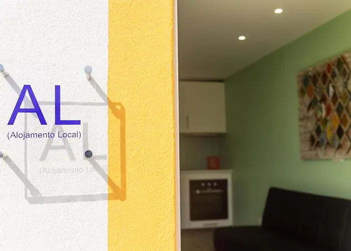 Casinha Da Encosta * Alenquer