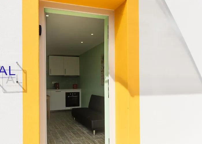 Casinha Da Encosta * Alenquer